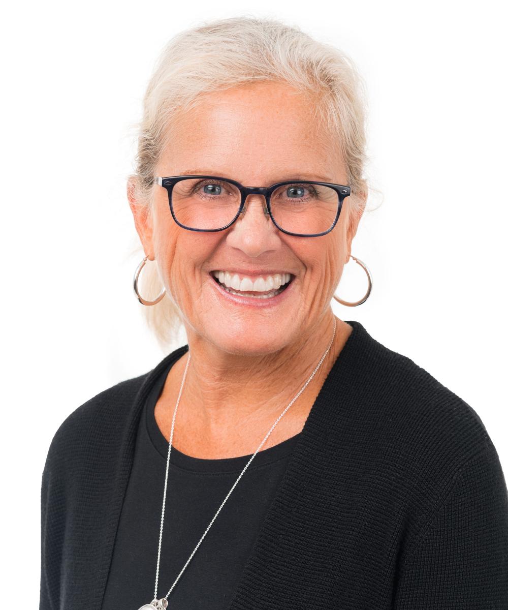 Kris | Account Executive | Halstenson Askew Wealth Advisors